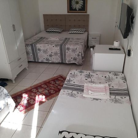 Beyaz Apart Pansiyon Çeşme Exterior photo