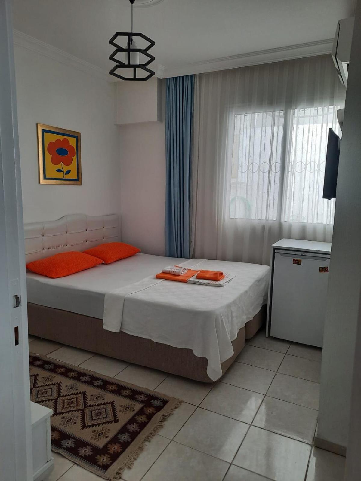 Beyaz Apart Pansiyon Çeşme Exterior photo