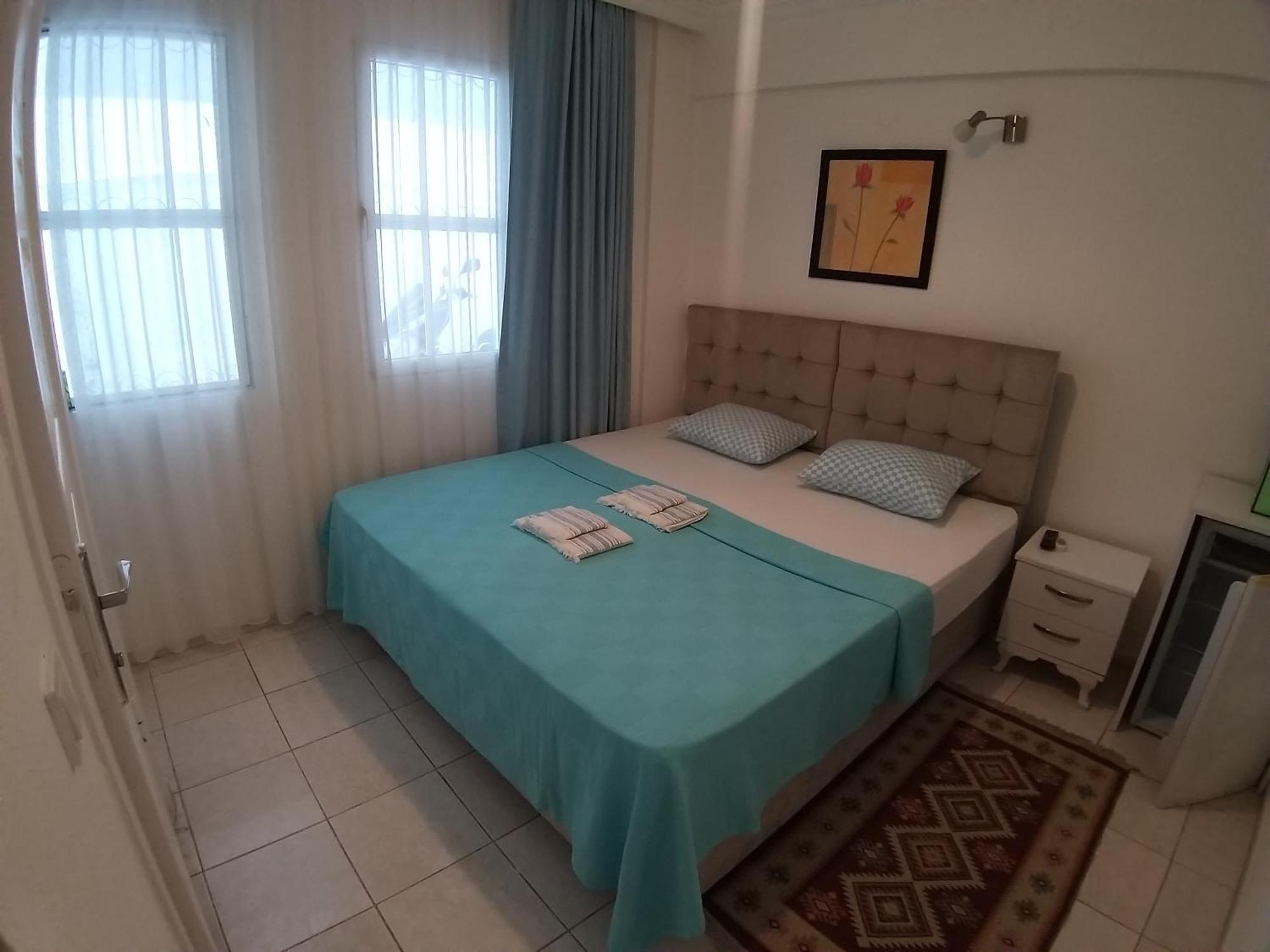 Beyaz Apart Pansiyon Çeşme Exterior photo