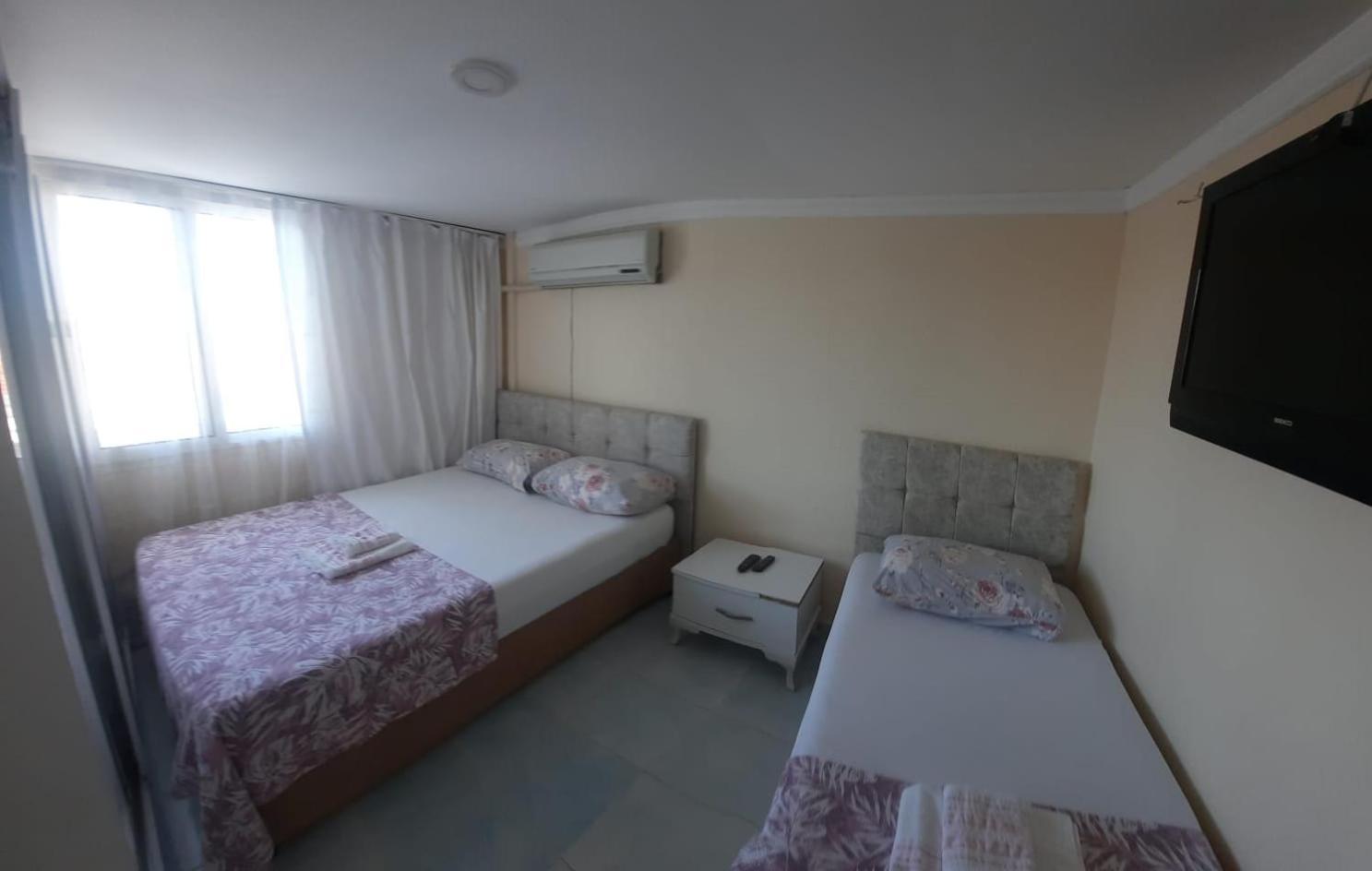 Beyaz Apart Pansiyon Çeşme Exterior photo