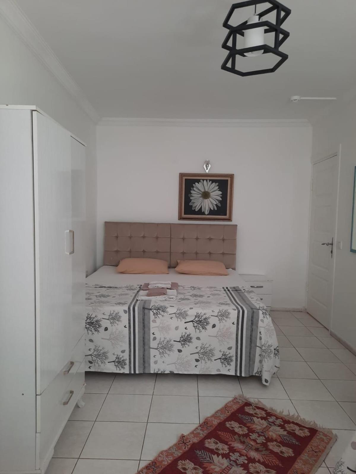 Beyaz Apart Pansiyon Çeşme Exterior photo