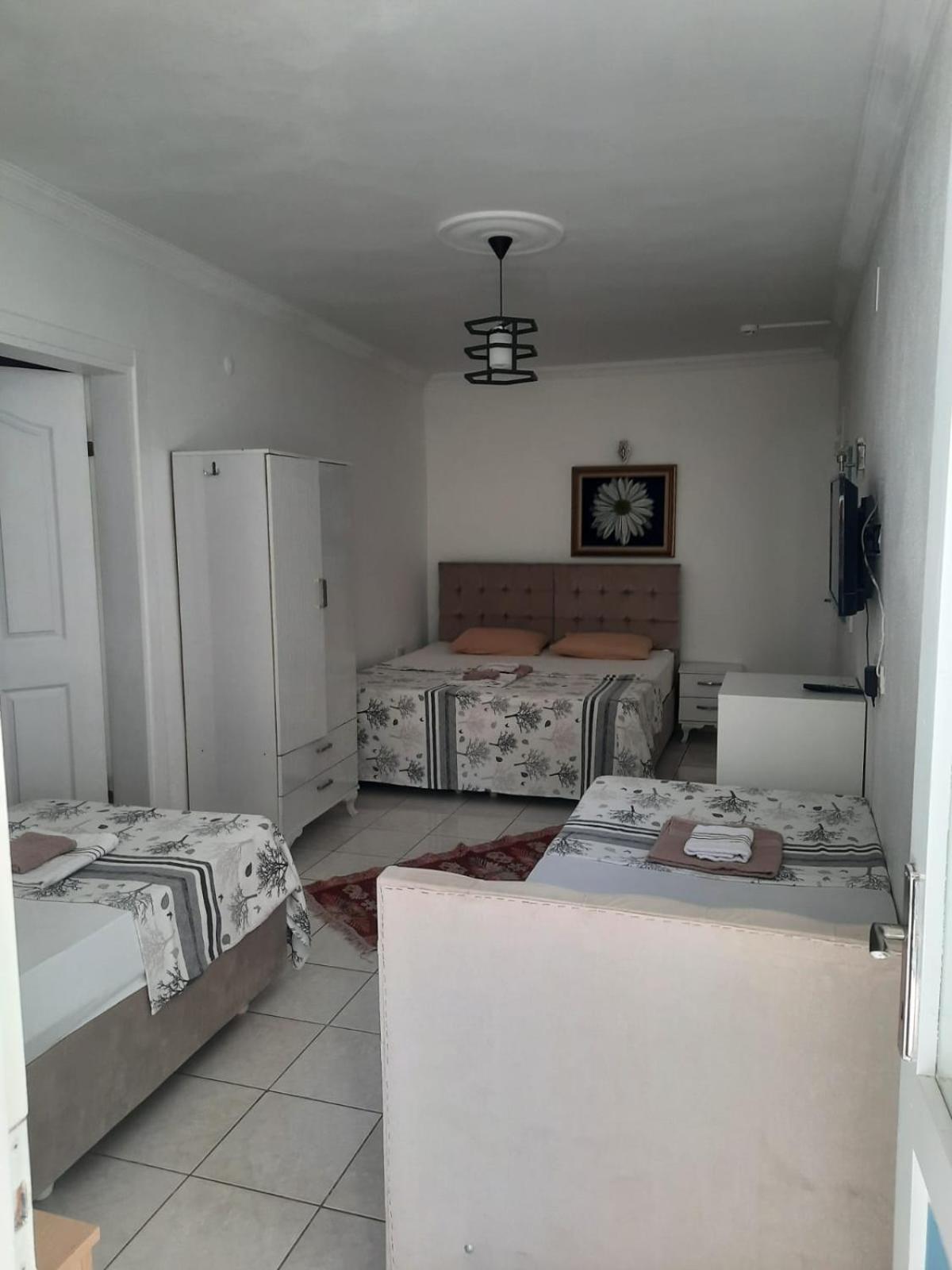 Beyaz Apart Pansiyon Çeşme Exterior photo
